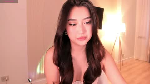 Snapshot of minnie_jin chatting on 27, 5, 2026 minnie_jin online show from 27, 5, 2026