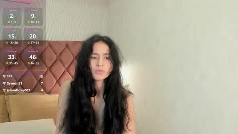 Snapshot of minniiemile chatting on 4, 10, 2025 Minnie online show from 4, 10, 2025