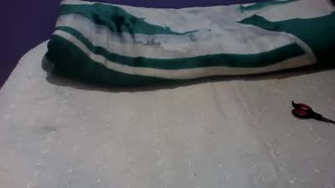 Snapshot of minnisex chatting on 22, 12, 2024 Minni Sex online show from 22, 12, 2024