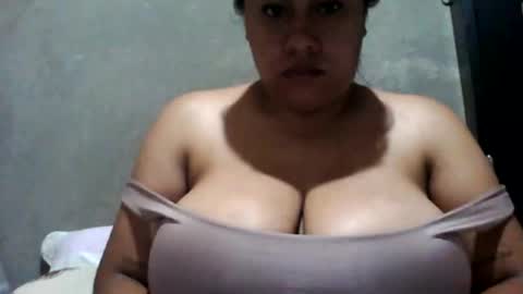 Snapshot of minnisex chatting on 13, 1, 2025 Minni Sex online show from 13, 1, 2025