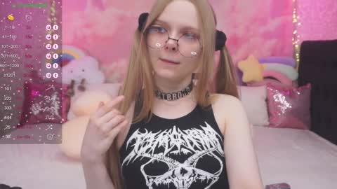 Vikki online show from 7, 2, 2025