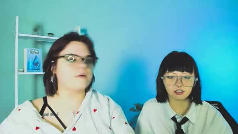 Snapshot of mira_cool_ chatting on 2, 12, 2025 Darling Mira online show from 2, 12, 2025