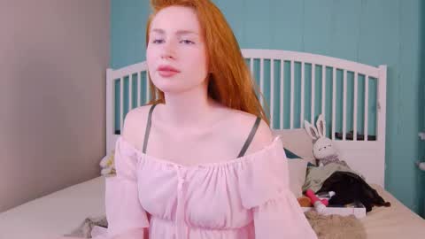 Snapshot of mira_glace chatting on 6, 3, 2025 Mira3 online show from 6, 3, 2025