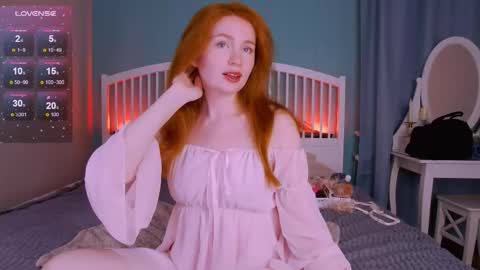 Snapshot of mira_glace chatting on 17, 10, 2025 Mira3 online show from 17, 10, 2025