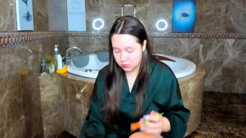 Mira online show from 5, 3, 2025