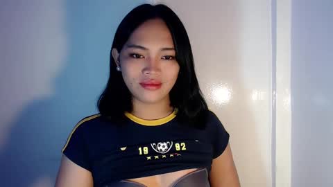 Snapshot of mira_luna222 chatting on 1, 3, 2025 Mira Bella online show from 1, 3, 2025