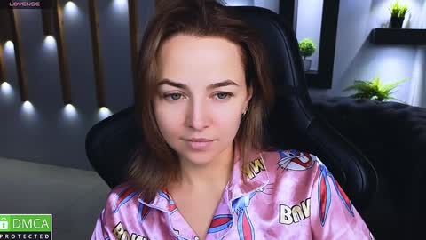 Snapshot of mira_mermayd chatting on 10, 12, 2024 Mira online show from 10, 12, 2024