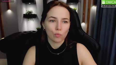 Snapshot of mira_mermayd chatting on 28, 2, 2025 Mira online show from 28, 2, 2025