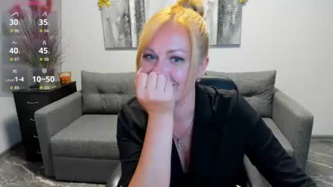 Snapshot of mira_whitme chatting on 18, 6, 2026 Mira online show from 18, 6, 2026