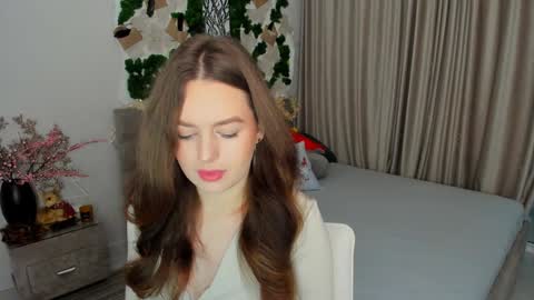 Snapshot of miraclecurly chatting on 26, 1, 2025 Emma online show from 26, 1, 2025
