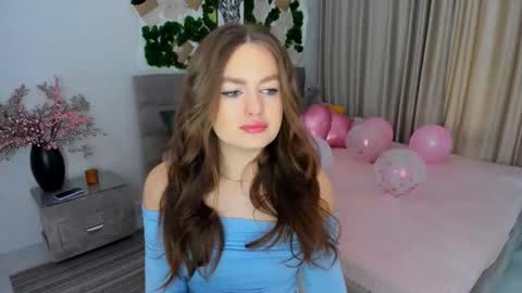 Snapshot of miraclecurly chatting on 23, 2, 2025 Emma online show from 23, 2, 2025