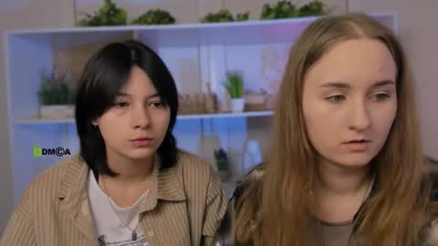 Snapshot of miraella chatting on 4, 10, 2025 Mira online show from 4, 10, 2025