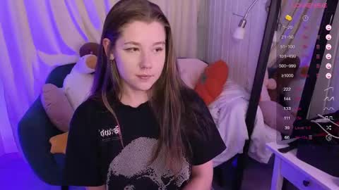 Snapshot of mirafalls chatting on 27, 5, 2026 Mira online show from 27, 5, 2026