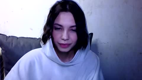 MiraLaPics online show from 29, 3, 2026