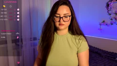 Snapshot of miraluccian chatting on 8, 9, 2025 miraluccian online show from 8, 9, 2025