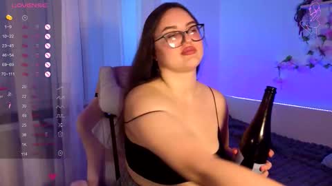 Snapshot of miraluccian chatting on 10, 9, 2025 miraluccian online show from 10, 9, 2025