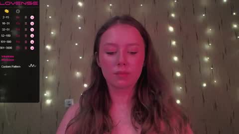 Snapshot of miranadevl chatting on 25, 12, 2024 Kira online show from 25, 12, 2024