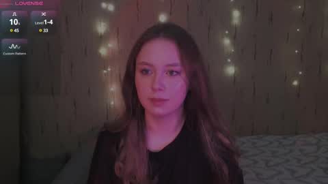 Snapshot of miranadevl chatting on 2, 3, 2025 Kira online show from 2, 3, 2025