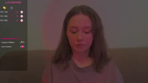Snapshot of miranadevl chatting on 12, 10, 2025 Kira online show from 12, 10, 2025