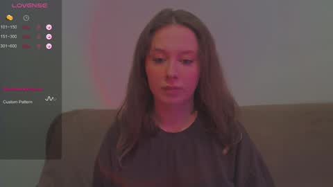 Snapshot of miranadevl chatting on 13, 10, 2025 Kira online show from 13, 10, 2025