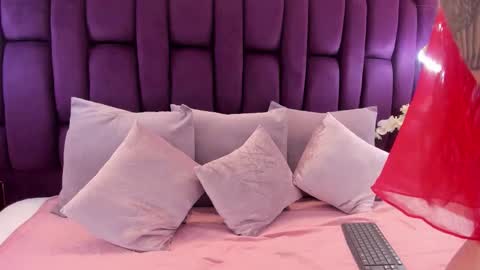 Snapshot of mirandaaduboiss chatting on 21, 2, 2026 Miranda online show from 21, 2, 2026