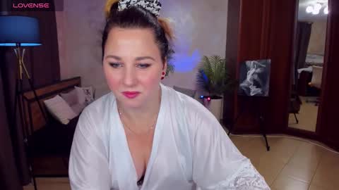 Snapshot of mirandadyson chatting on 17, 9, 2025 MirandaDyson online show from 17, 9, 2025