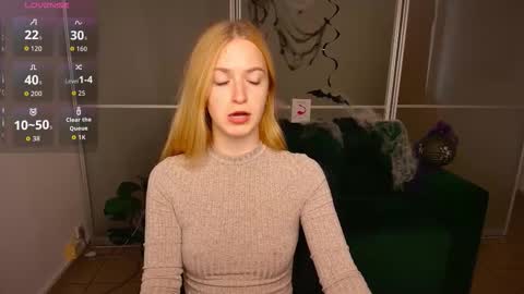 MirandaMayers online show from 3, 11, 2025