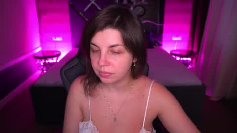 Snapshot of mirandawarm chatting on 19, 10, 2025 Miranda online show from 19, 10, 2025