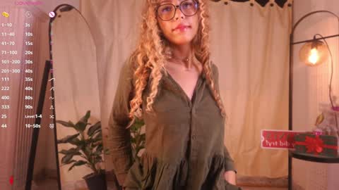 Snapshot of miranditaa chatting on 22, 12, 2024 MIRANDA HERNANDEZ online show from 22, 12, 2024