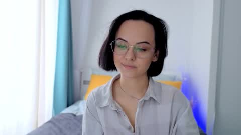 MiraSkyy online show from 28, 9, 2025