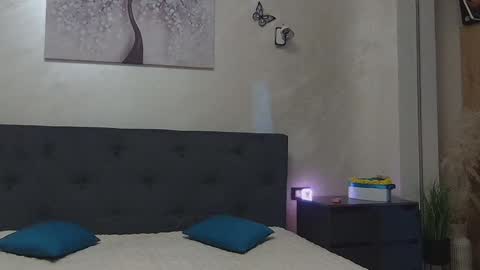 miriam04 online show from 3, 1, 2025