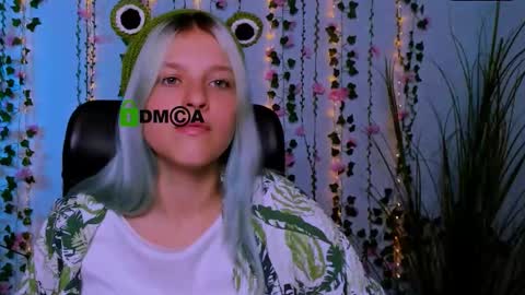 miriam_crazy online show from 2, 10, 2025