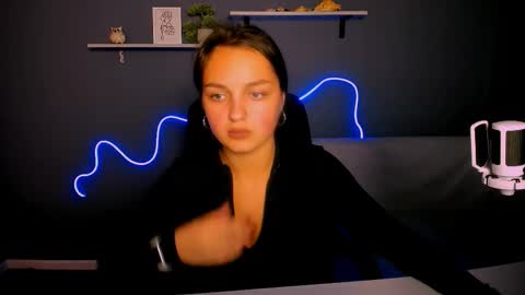 miriam_crazy online show from 6, 10, 2025