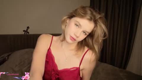 Snapshot of miroslavasong chatting on 5, 12, 2025 miroslavasong online show from 5, 12, 2025