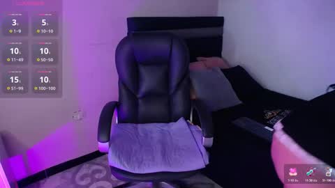 Misaaki online show from 3, 11, 2025