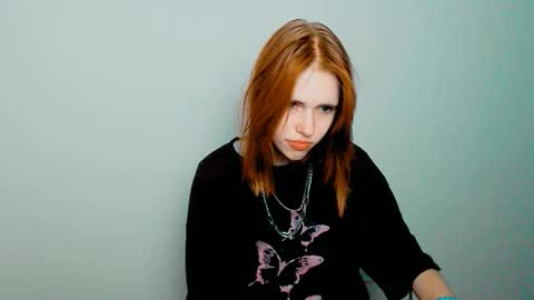 misaki_chan_ online show from 21, 9, 2025