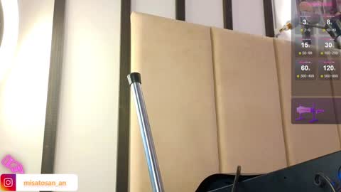 Annie  dont forget to thumbs up me  online show from 7, 1, 2025