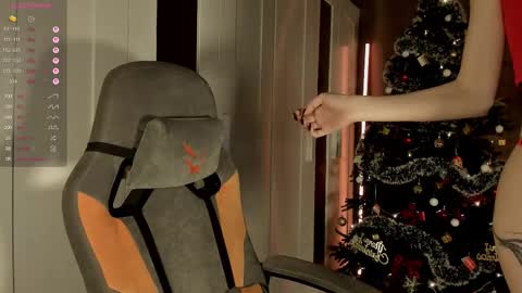 Snapshot of misekiii chatting on 17, 12, 2025 misekiii online show from 17, 12, 2025