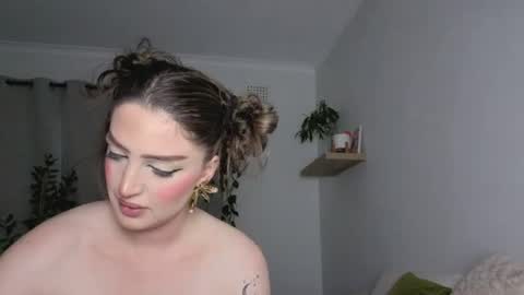 Elora online show from 18, 6, 2026