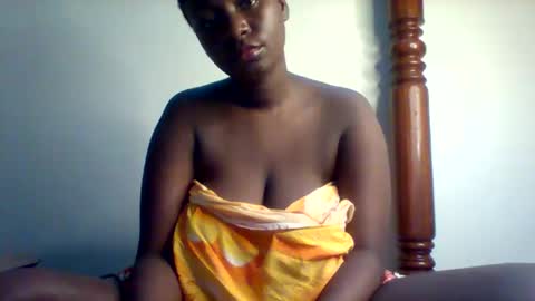 Snapshot of miss440_sunday chatting on 17, 9, 2025 miss440 online show from 17, 9, 2025