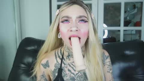 miss___angel online show from 13, 2, 2026