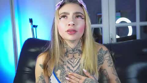 miss___angel online show from 11, 3, 2026