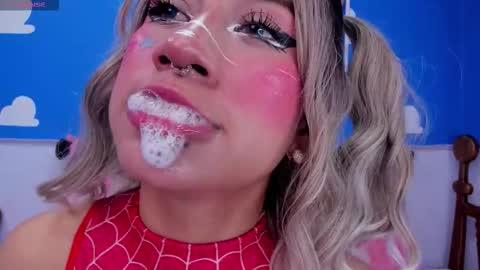 Snapshot of miss___megan chatting on 15, 12, 2025 Megan online show from 15, 12, 2025