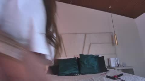 miss__ary_ online show from 11, 5, 2026