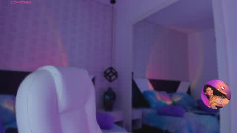 Snapshot of miss__charlotte_ chatting on 31, 10, 2025 Charlotte online show from 31, 10, 2025