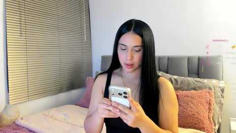 miss__jones_ online show from 8, 6, 2026