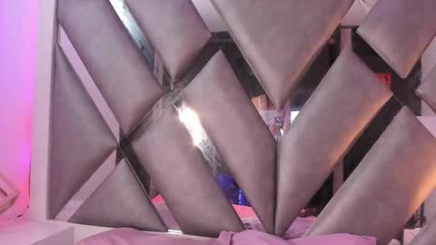 Soy lola online show from 18, 2, 2025