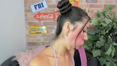 Snapshot of miss__luxury chatting on 15, 9, 2025 Luxury online show from 15, 9, 2025