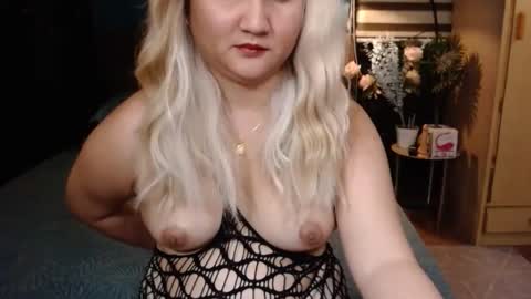 miss angelic15 online show from 10, 10, 2025