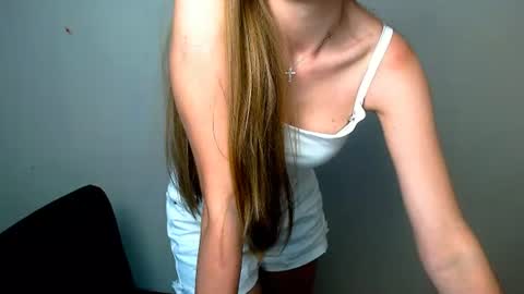 Snapshot of miss_angelina_ chatting on 7, 7, 2026 Angelina online show from 7, 7, 2026